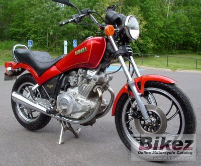 1982 Yamaha XS 400 DOHC (reduced effect) photo